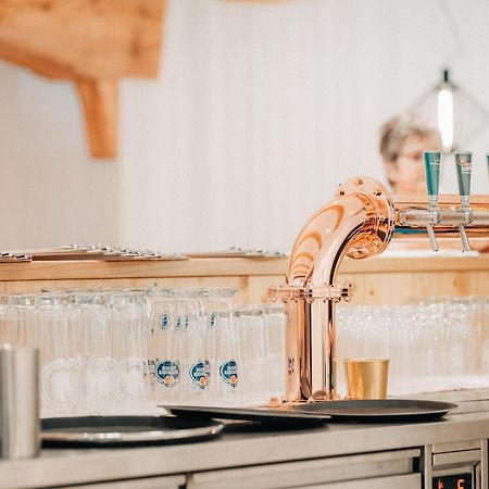 Hotel Restaurant Krone Aarberg Eksteriør billede