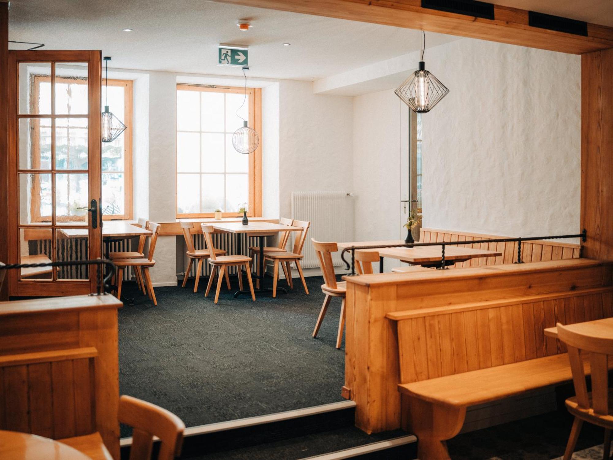 Hotel Restaurant Krone Aarberg Eksteriør billede