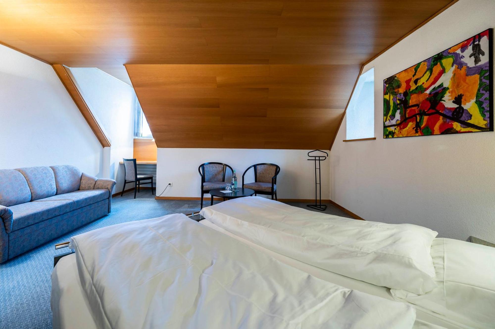 Hotel Restaurant Krone Aarberg Eksteriør billede