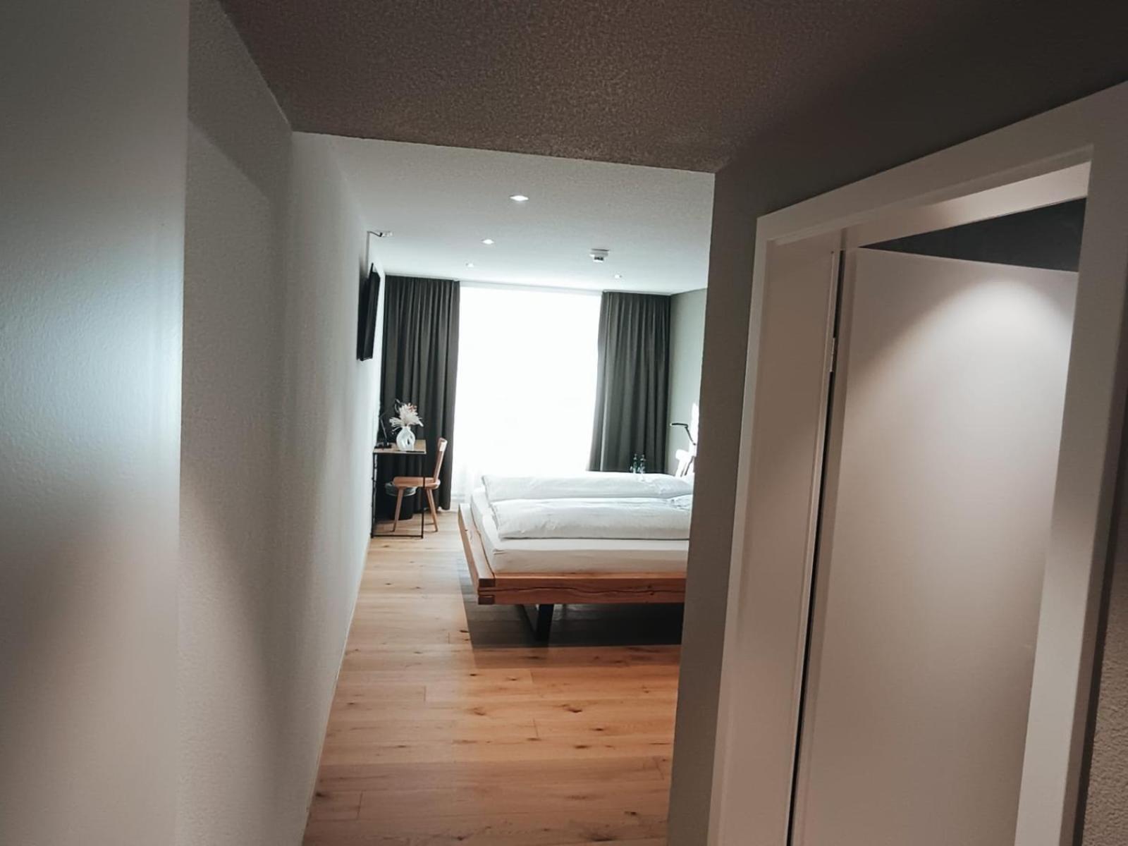 Hotel Restaurant Krone Aarberg Eksteriør billede